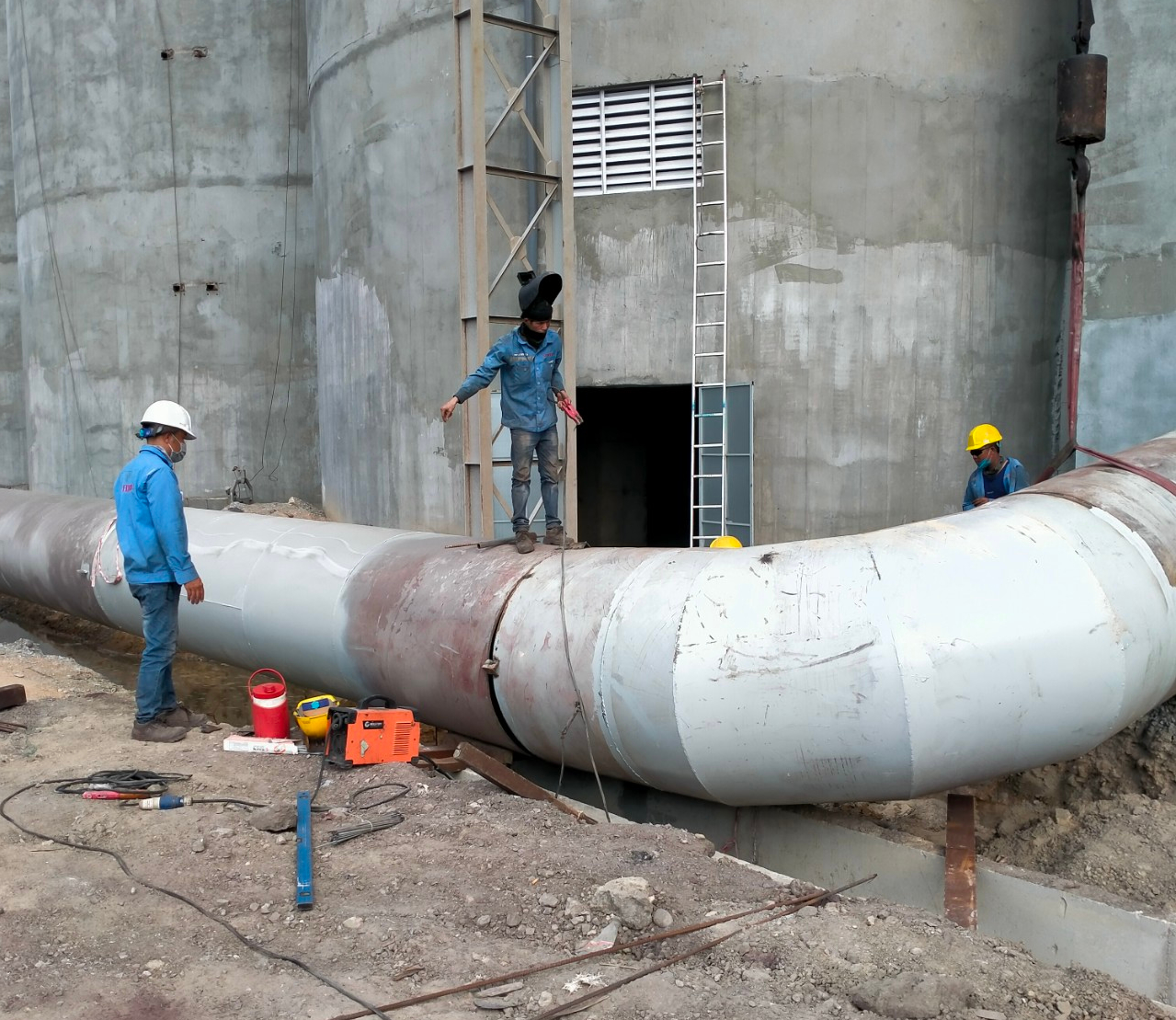 Lắp đặt, tổ hợp đường ống hút bụi Nhà máy luyện cốc - Dự Án Nhà máy thép Hoà Phát Dung Quất